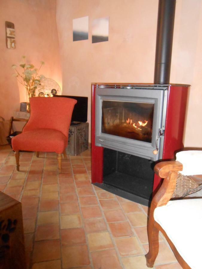 La Maison Derriere La Fontaine Buis-les-Baronnies Exterior photo