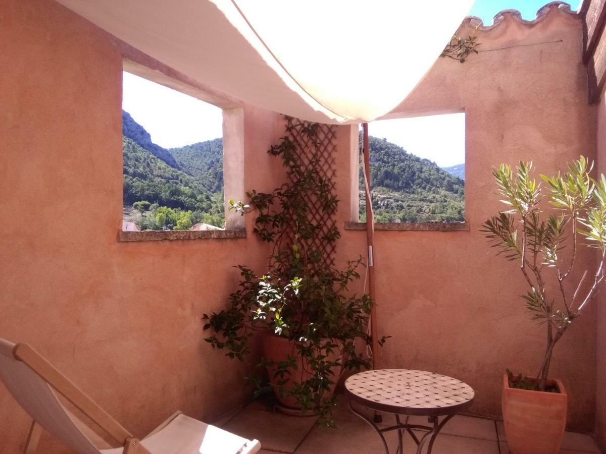 La Maison Derriere La Fontaine Buis-les-Baronnies Exterior photo