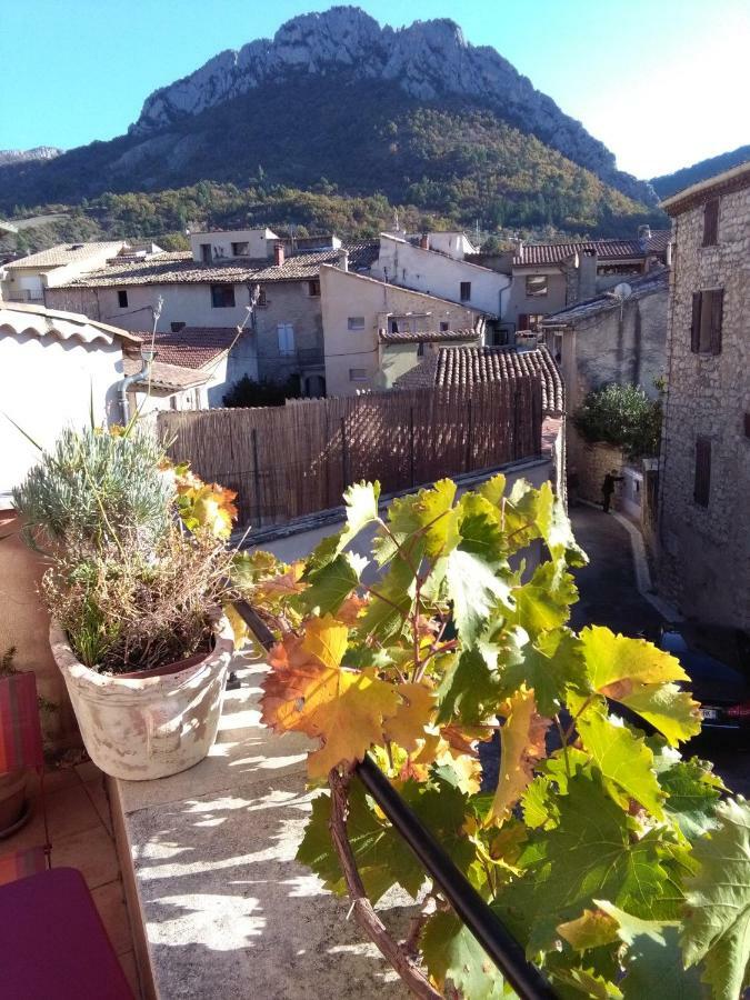 La Maison Derriere La Fontaine Buis-les-Baronnies Exterior photo